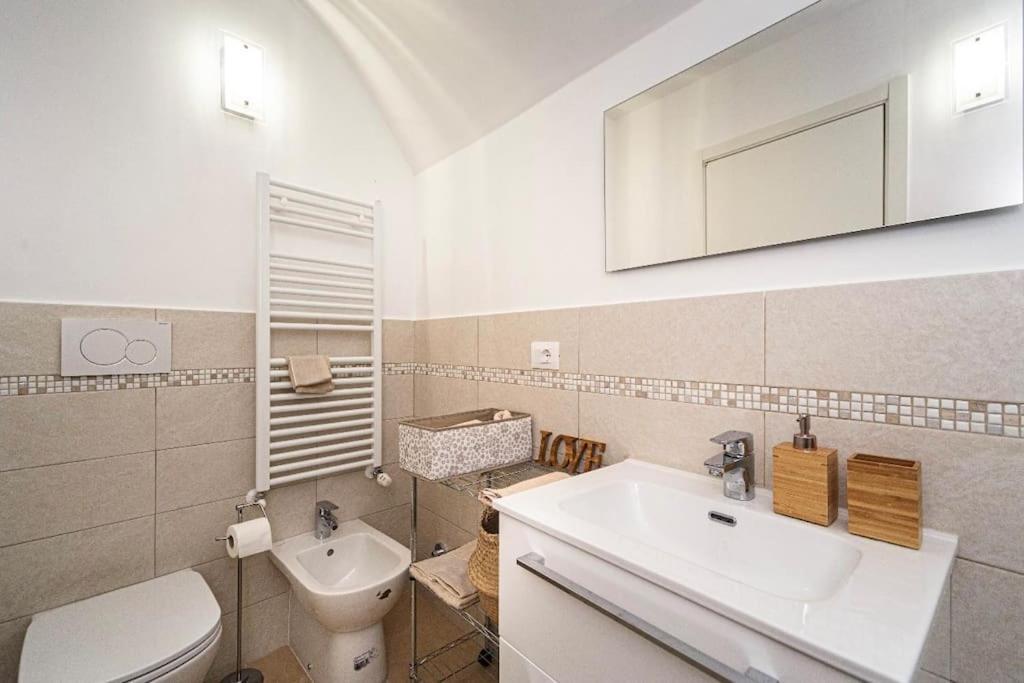 Casa Nel Cuore Della Citta Apartment Рапало Екстериор снимка