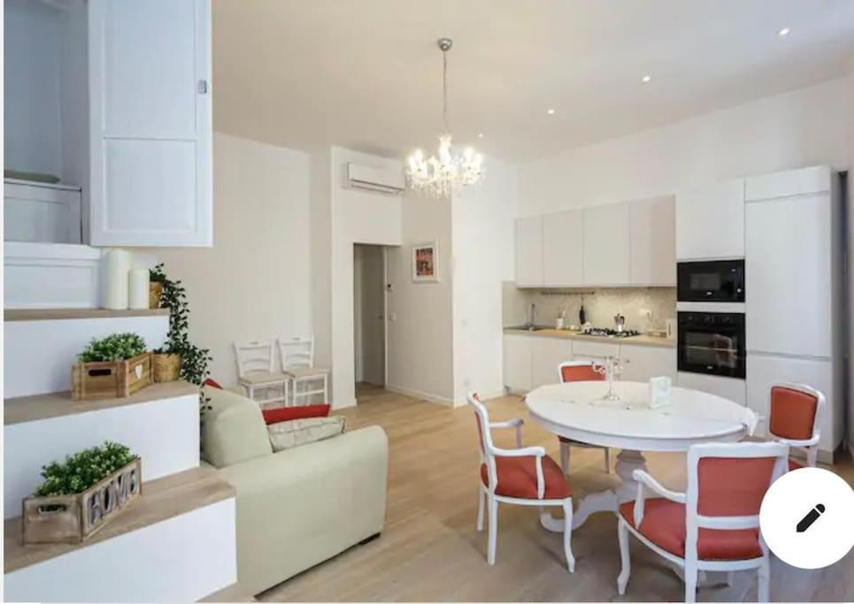 Casa Nel Cuore Della Citta Apartment Рапало Екстериор снимка
