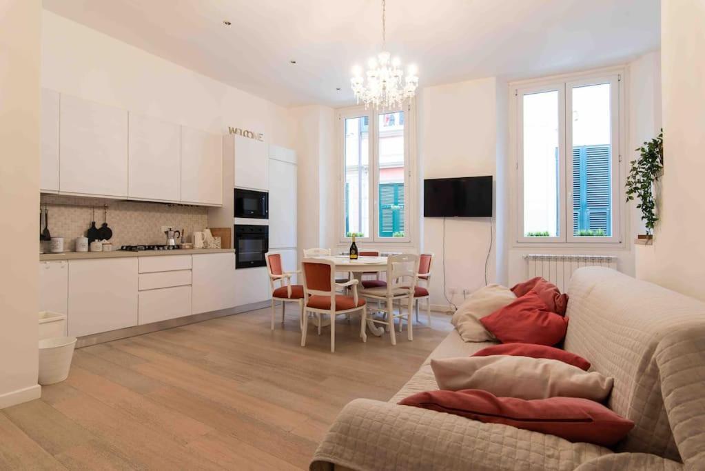 Casa Nel Cuore Della Citta Apartment Рапало Екстериор снимка
